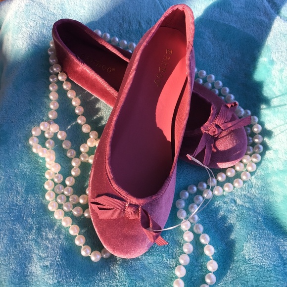 BAMBOO Shoes - * SOLD * NEW Pretty Pink Ballet Style Flats by Bamboo